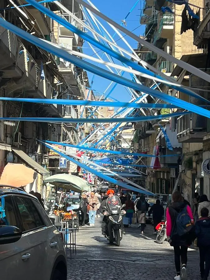 Home Tribunal'S Naples Apartment